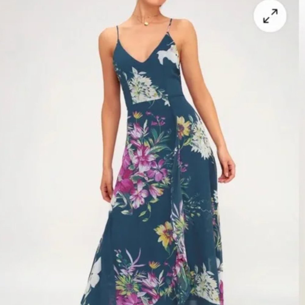 *LIKE NEW* Lulus Floral Maxi Dress - Size XS